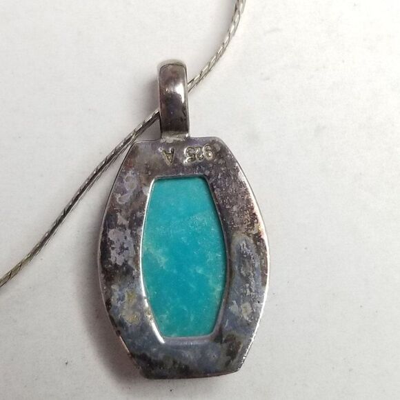 Vintage Blue Stone Sterling Silver Pendant on Long Flat Chain Necklace Tarnished - Picture 3 of 7